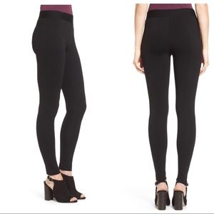 Two by Vince Camuto Seamed Back Black Leggings